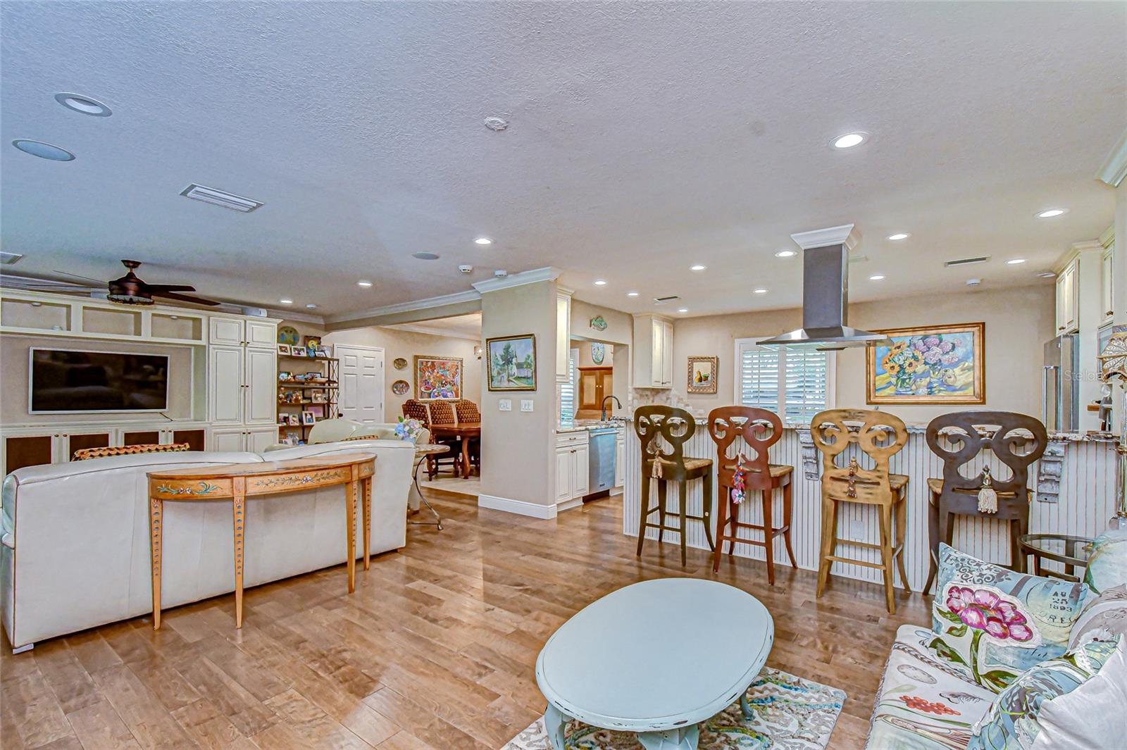 Image 5 of 13 For 10901 Juniperus Place