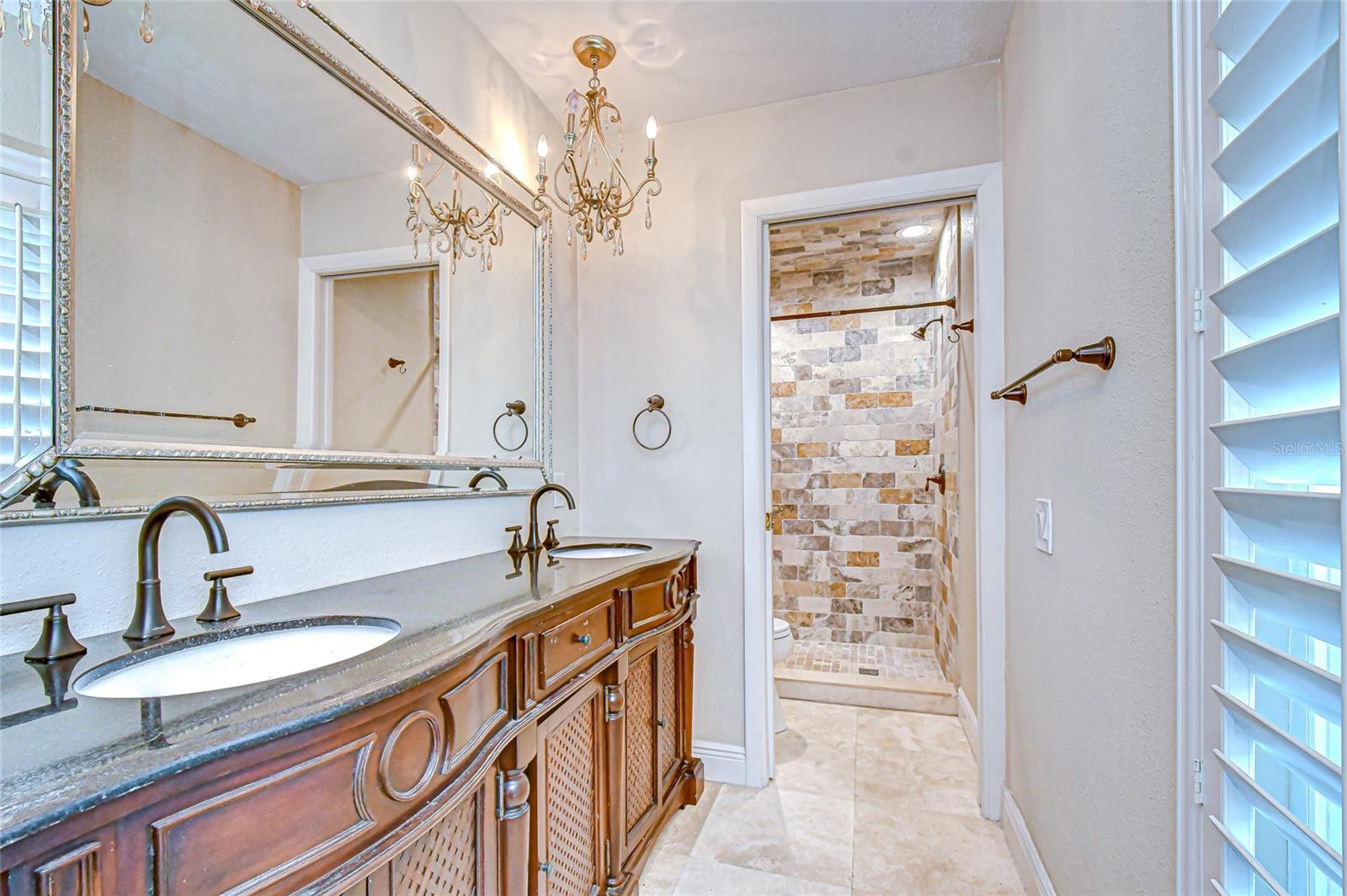 Image 9 of 13 For 10901 Juniperus Place