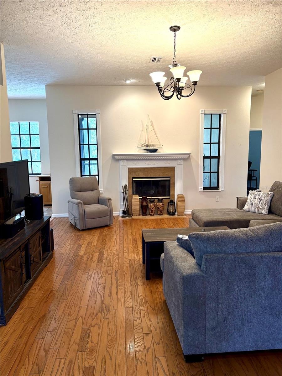 Image 3 of 27 For 7964 Roundelay Drive