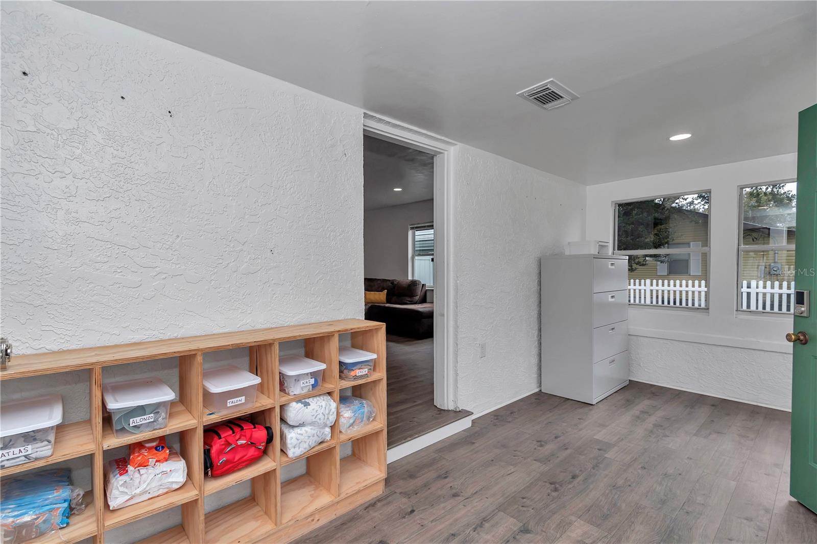 Image 11 of 28 For 12385 135th Court