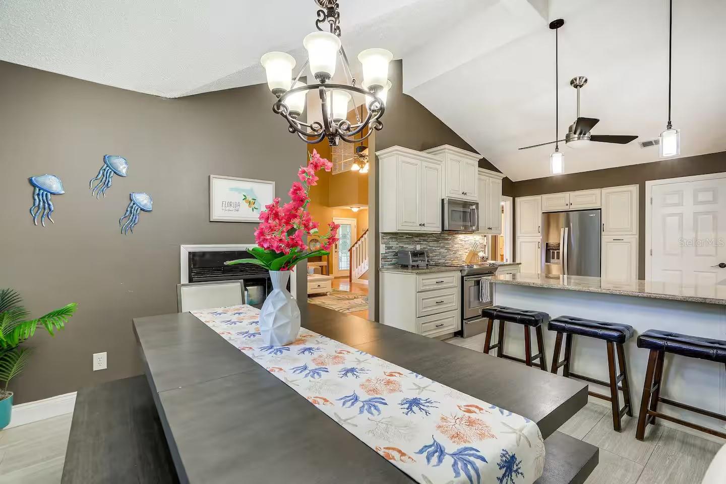 Image 16 of 64 For 13837 76th Avenue