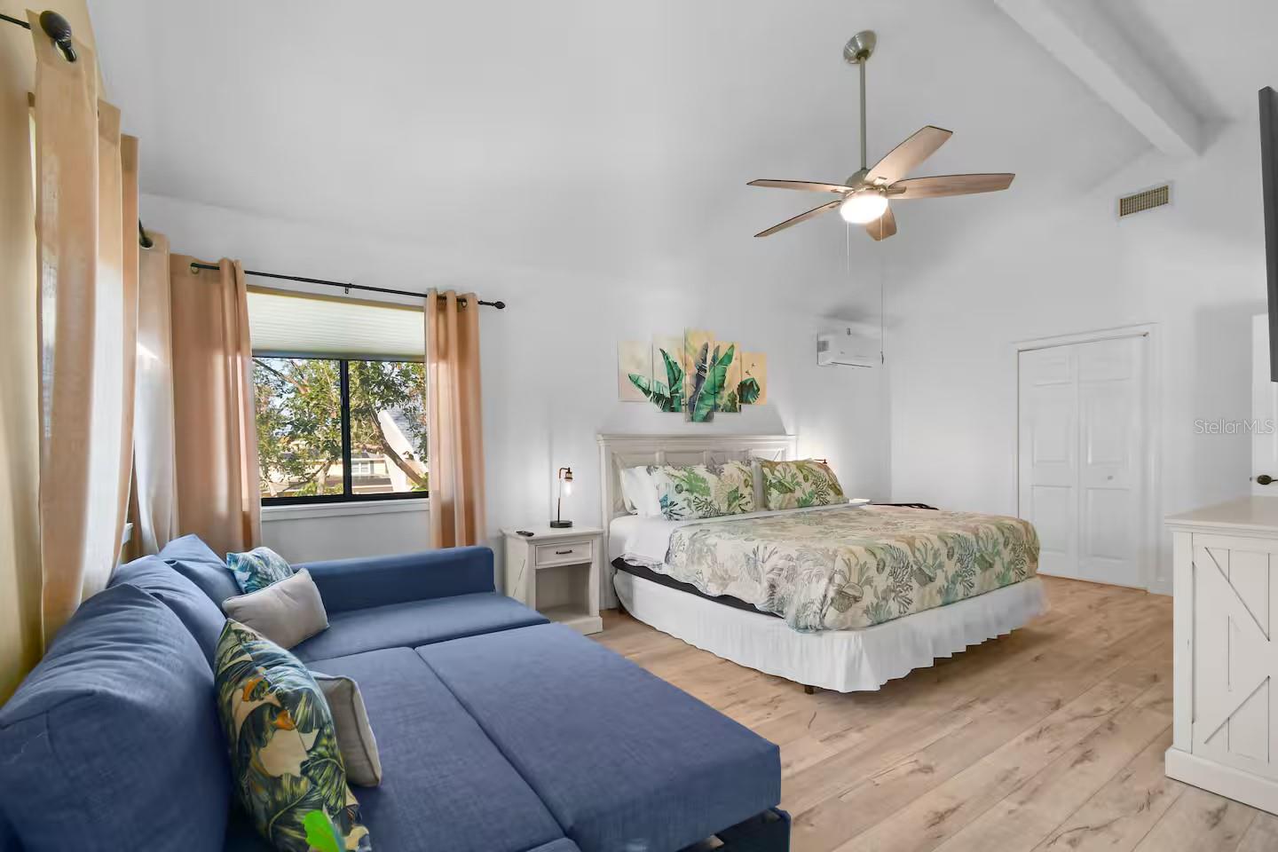 Image 25 of 64 For 13837 76th Avenue