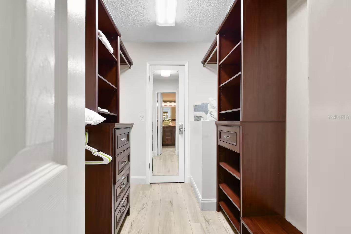 Image 28 of 64 For 13837 76th Avenue