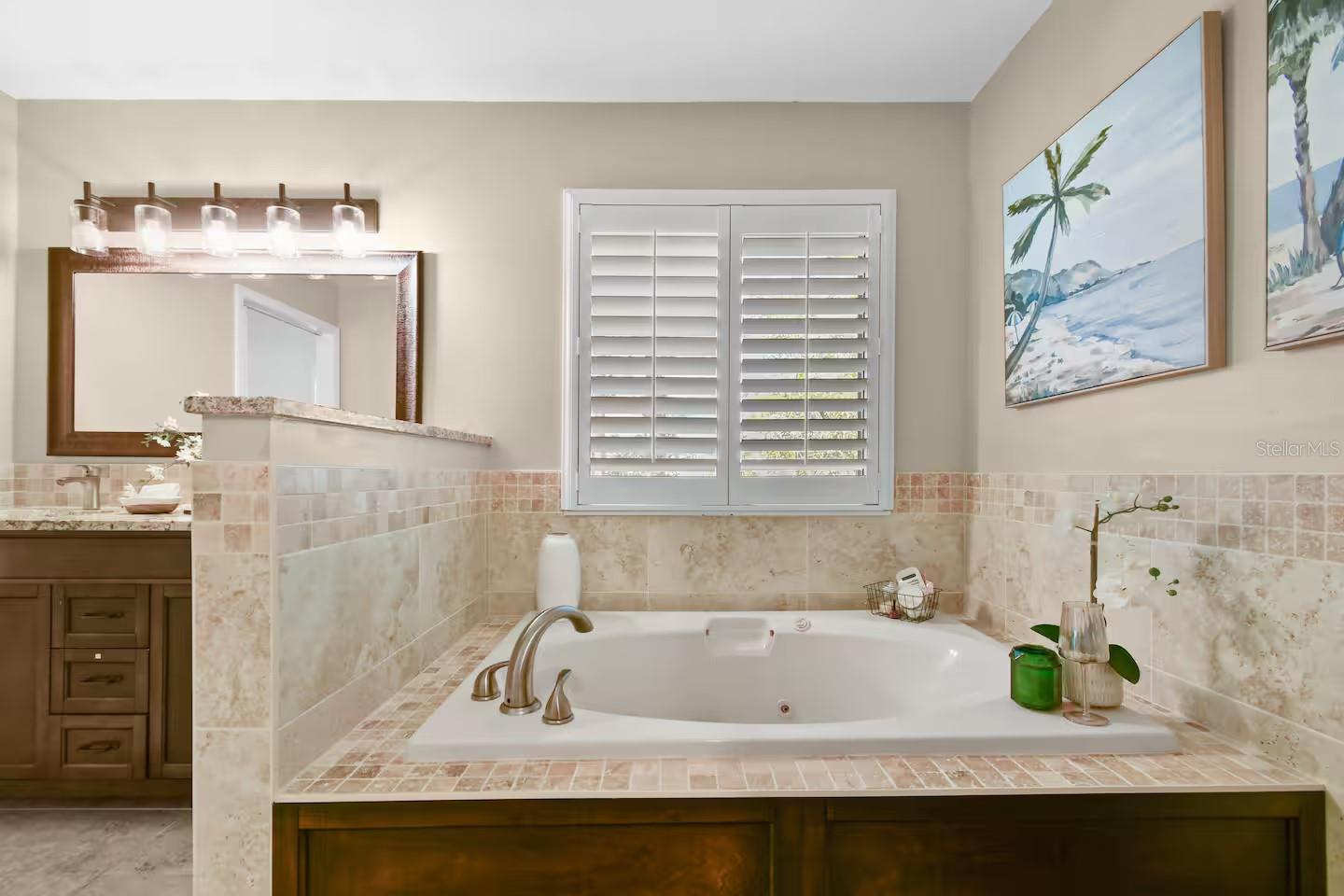 Image 31 of 64 For 13837 76th Avenue