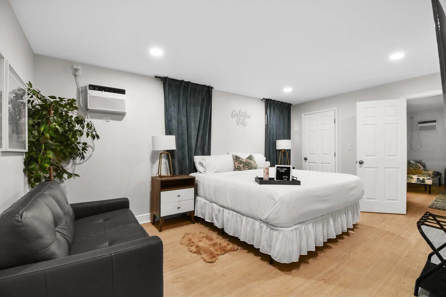 Image 34 of 64 For 13837 76th Avenue