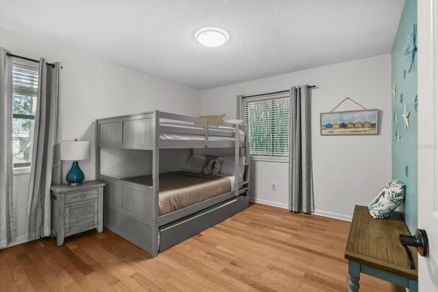 Image 39 of 64 For 13837 76th Avenue