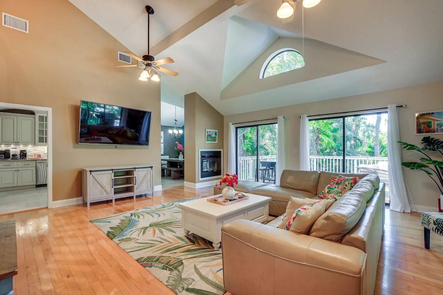 Image 7 of 64 For 13837 76th Avenue