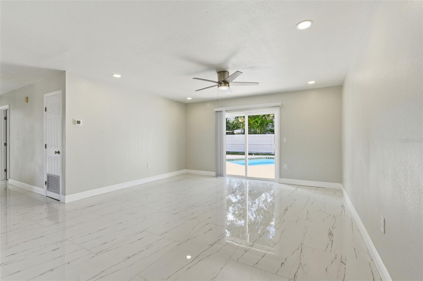 Image 15 of 49 For 318 Country Club Drive