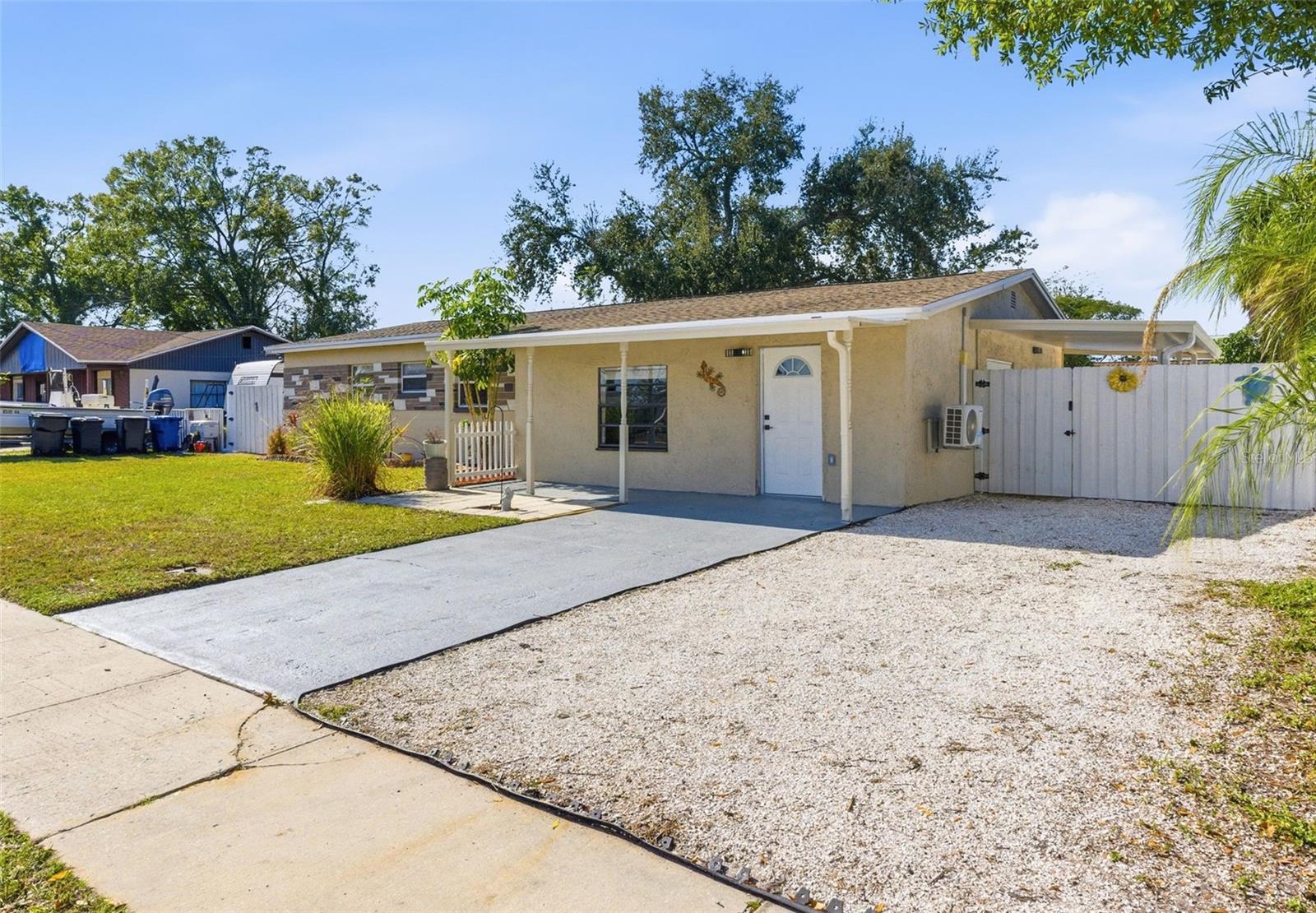 Image 3 of 49 For 318 Country Club Drive