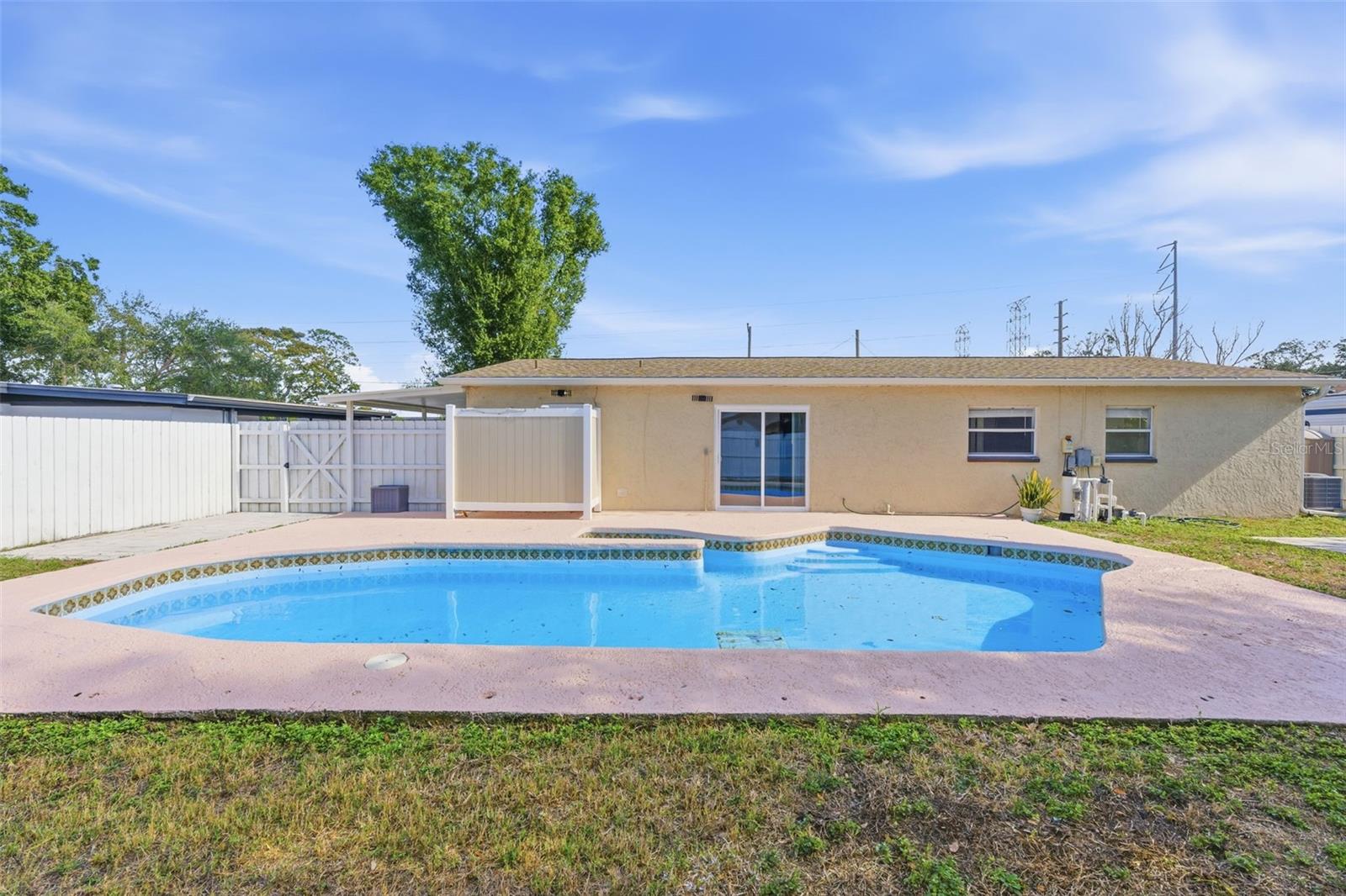 Image 41 of 49 For 318 Country Club Drive