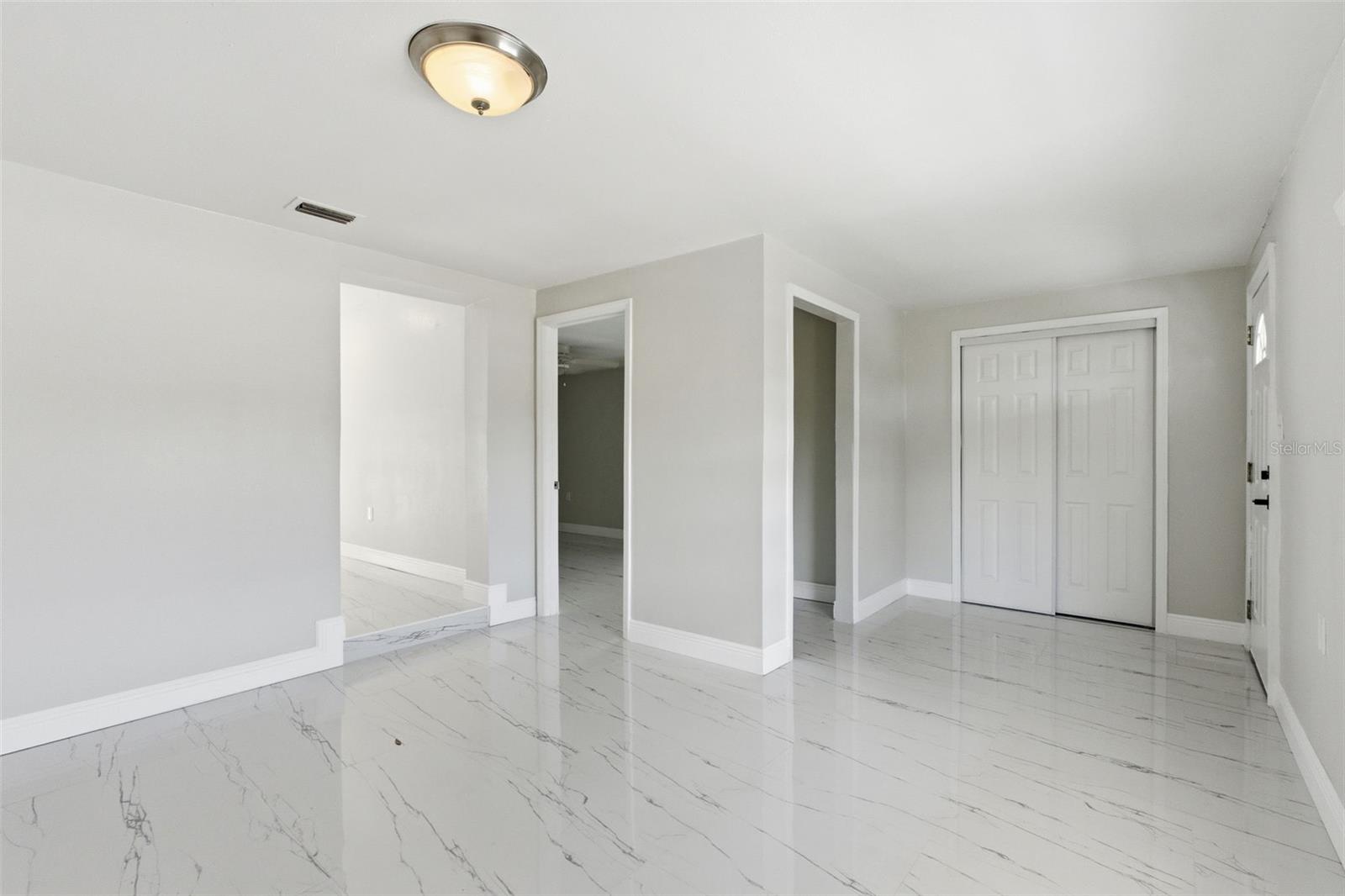 Image 7 of 49 For 318 Country Club Drive