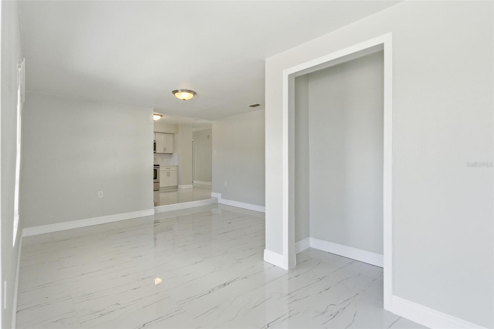 Image 9 of 49 For 318 Country Club Drive