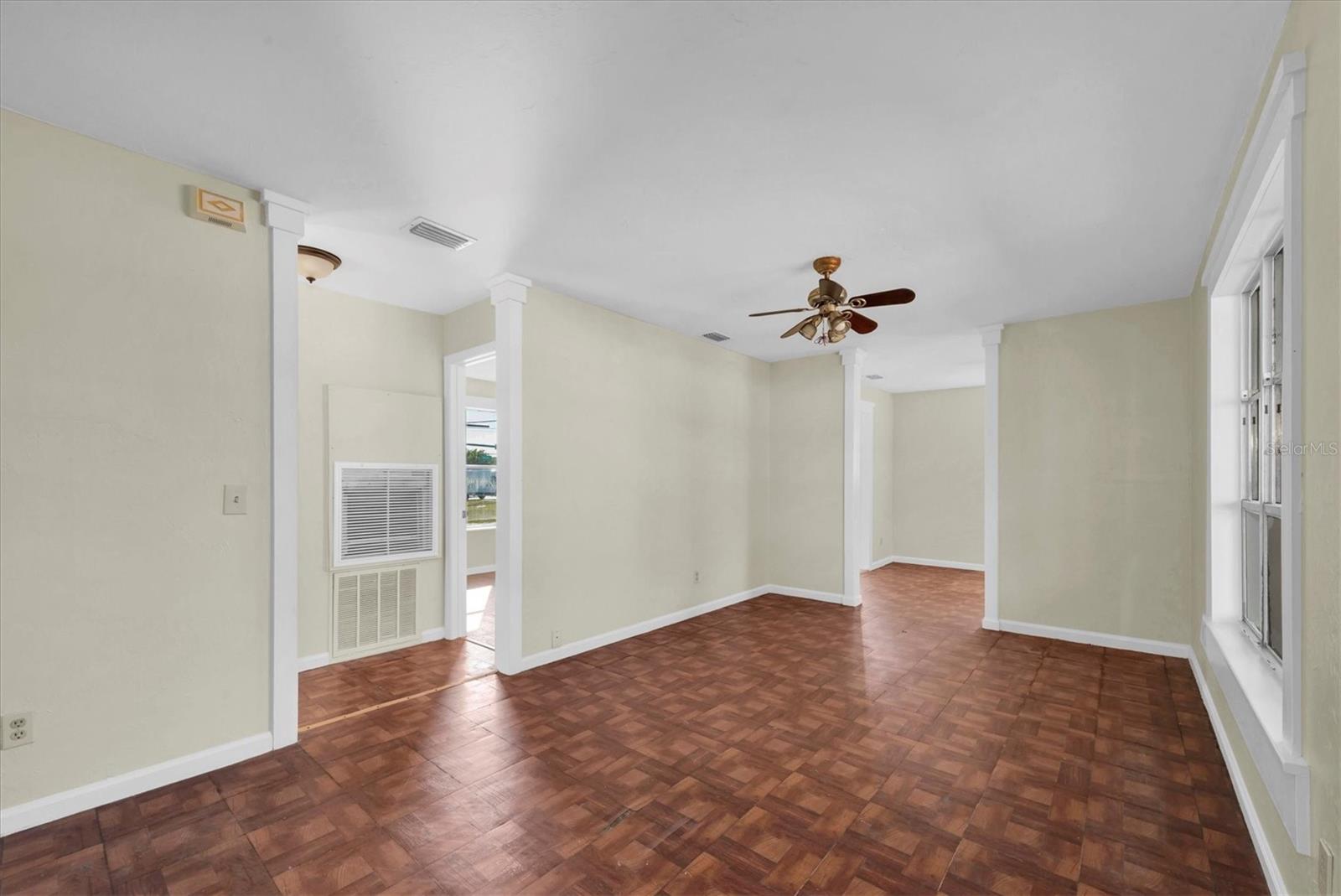 Image 8 of 25 For 1607 18th Street E