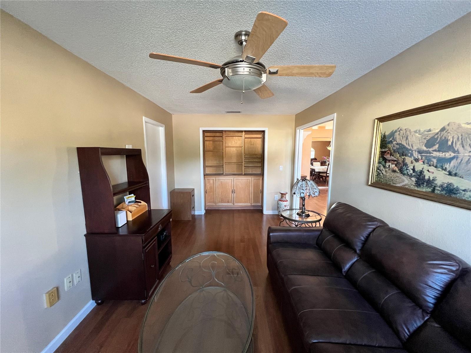 Image 14 of 54 For 11418 Glenmont Drive