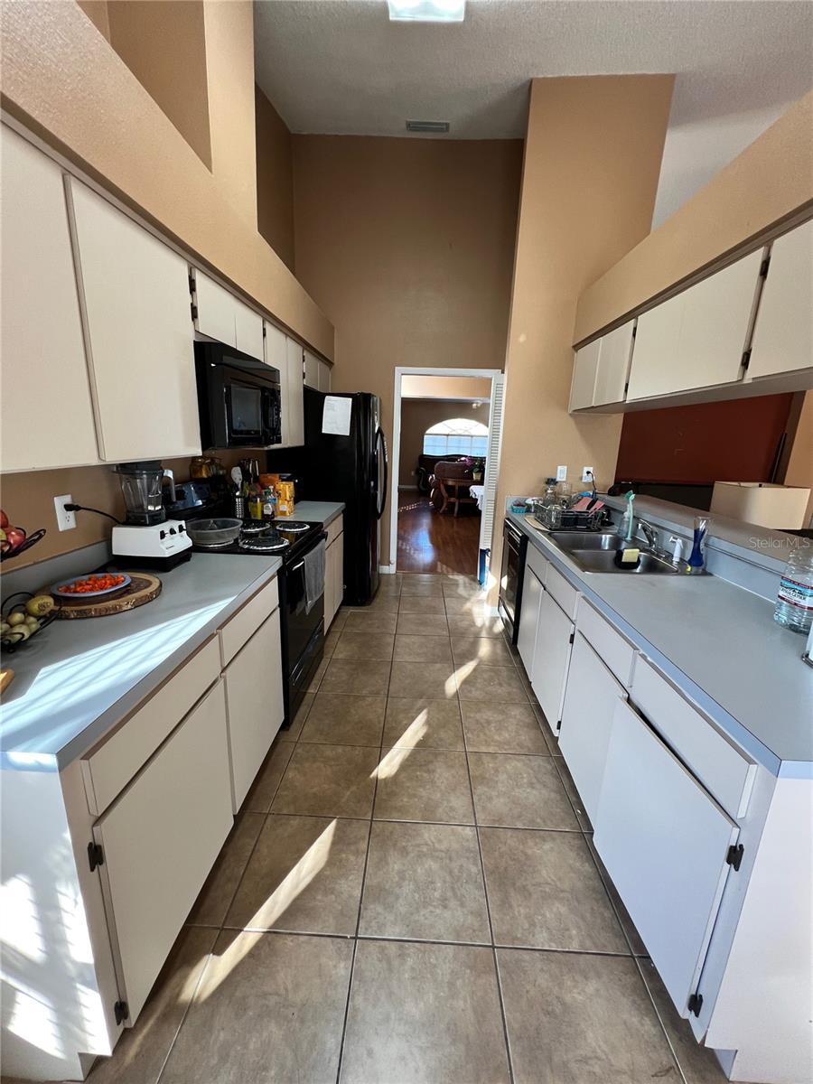 Image 24 of 54 For 11418 Glenmont Drive