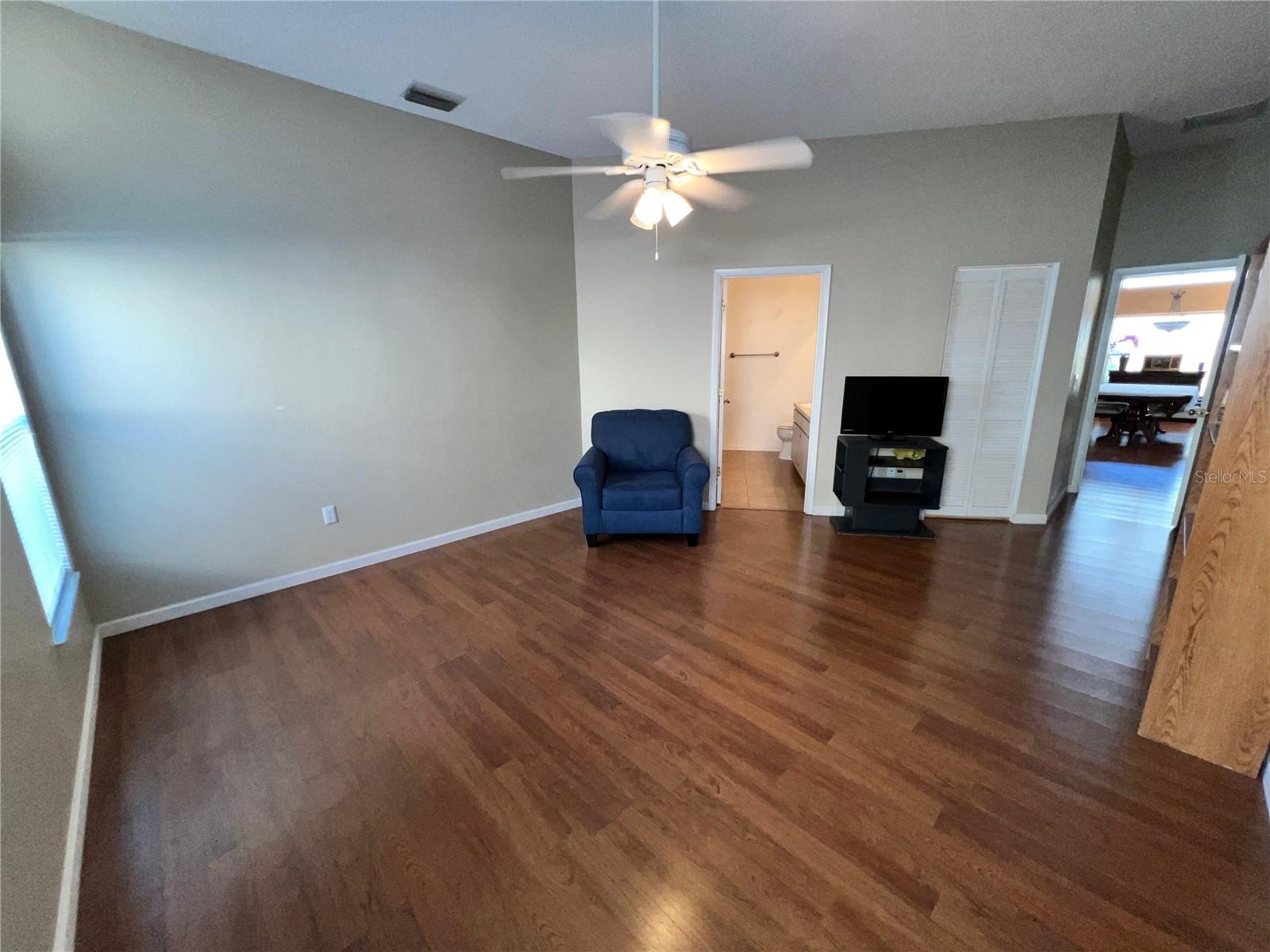 Image 30 of 54 For 11418 Glenmont Drive