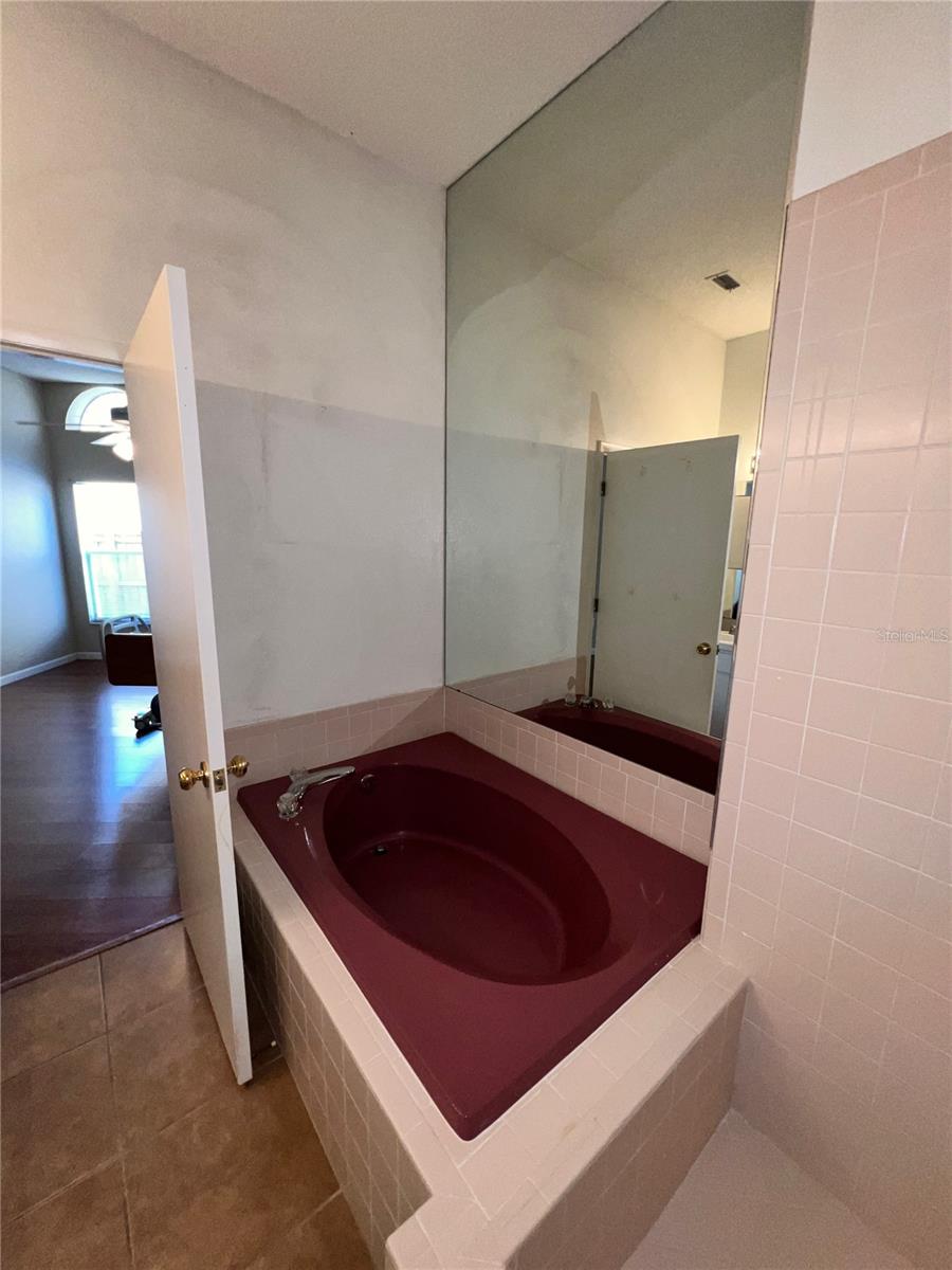 Image 34 of 54 For 11418 Glenmont Drive