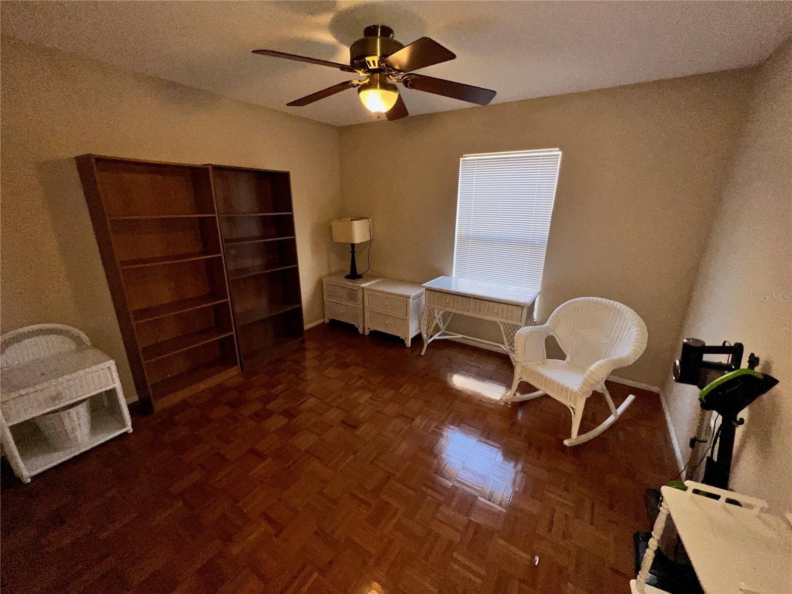 Image 39 of 54 For 11418 Glenmont Drive