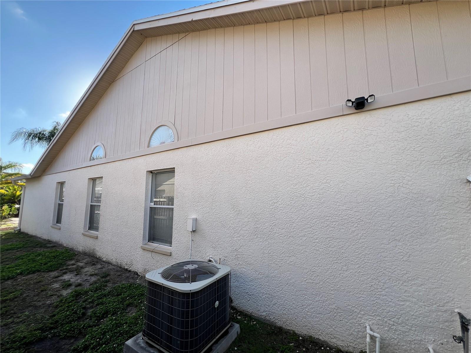 Image 6 of 54 For 11418 Glenmont Drive