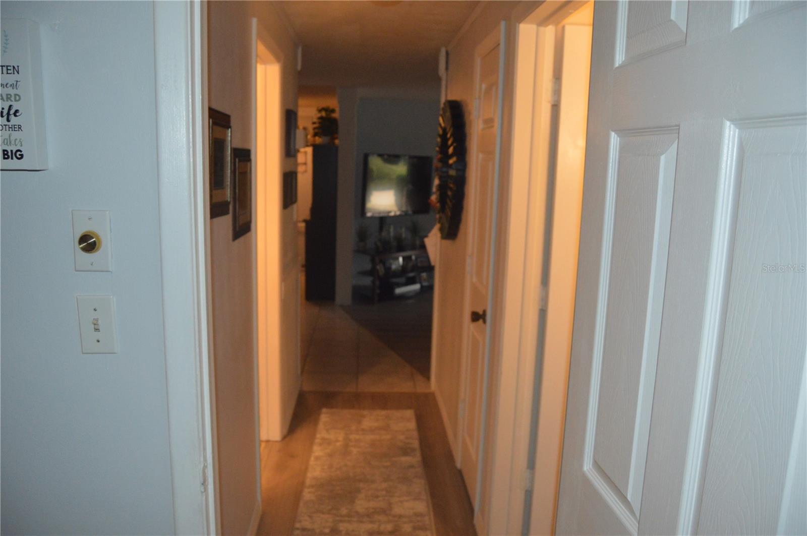 Image 22 of 44 For 10126 Hoop Court