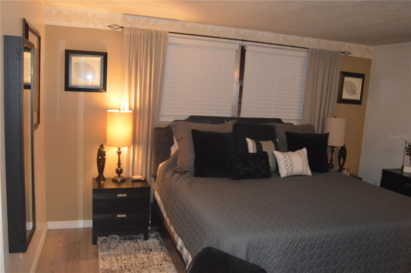 Image 26 of 44 For 10126 Hoop Court