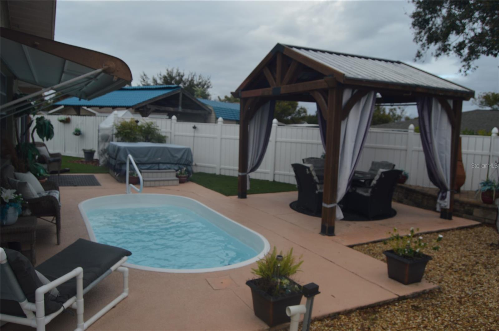 Image 7 of 44 For 10126 Hoop Court