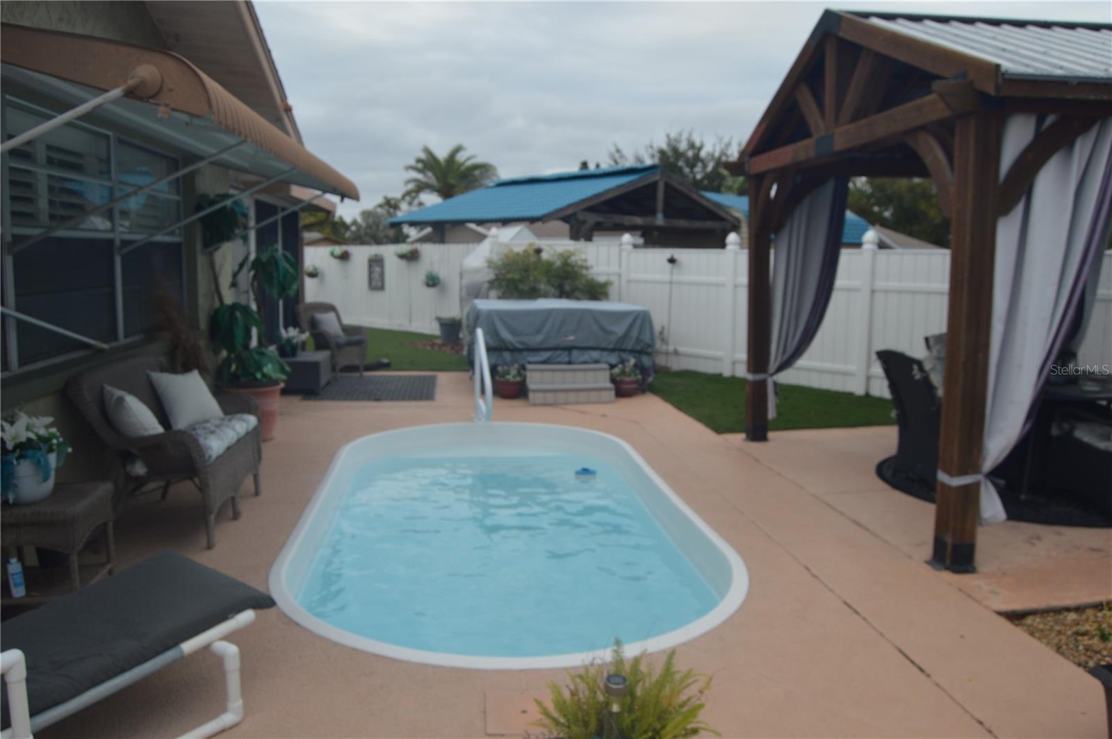 Image 8 of 44 For 10126 Hoop Court