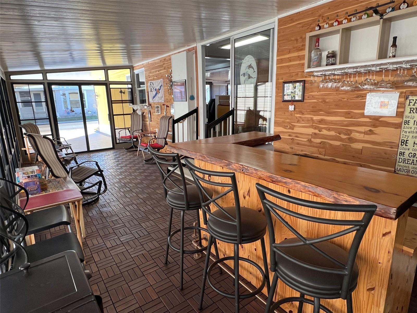 Image 11 of 29 For 11300 124th Avenue 70