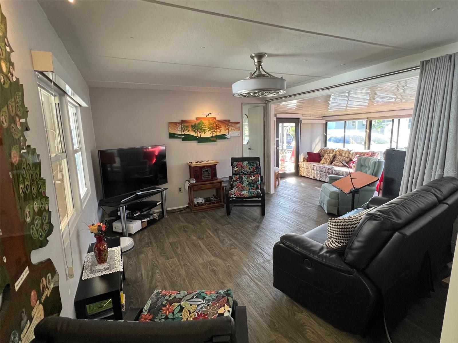 Image 28 of 29 For 11300 124th Avenue 70