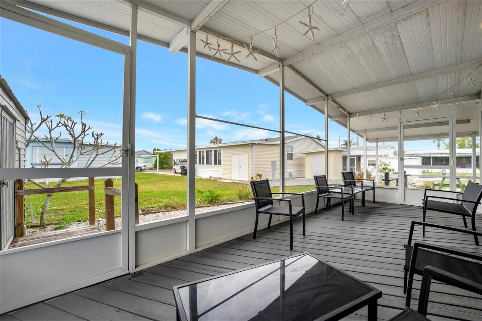 Image 22 of 35 For 110 Saint Lucia Loop