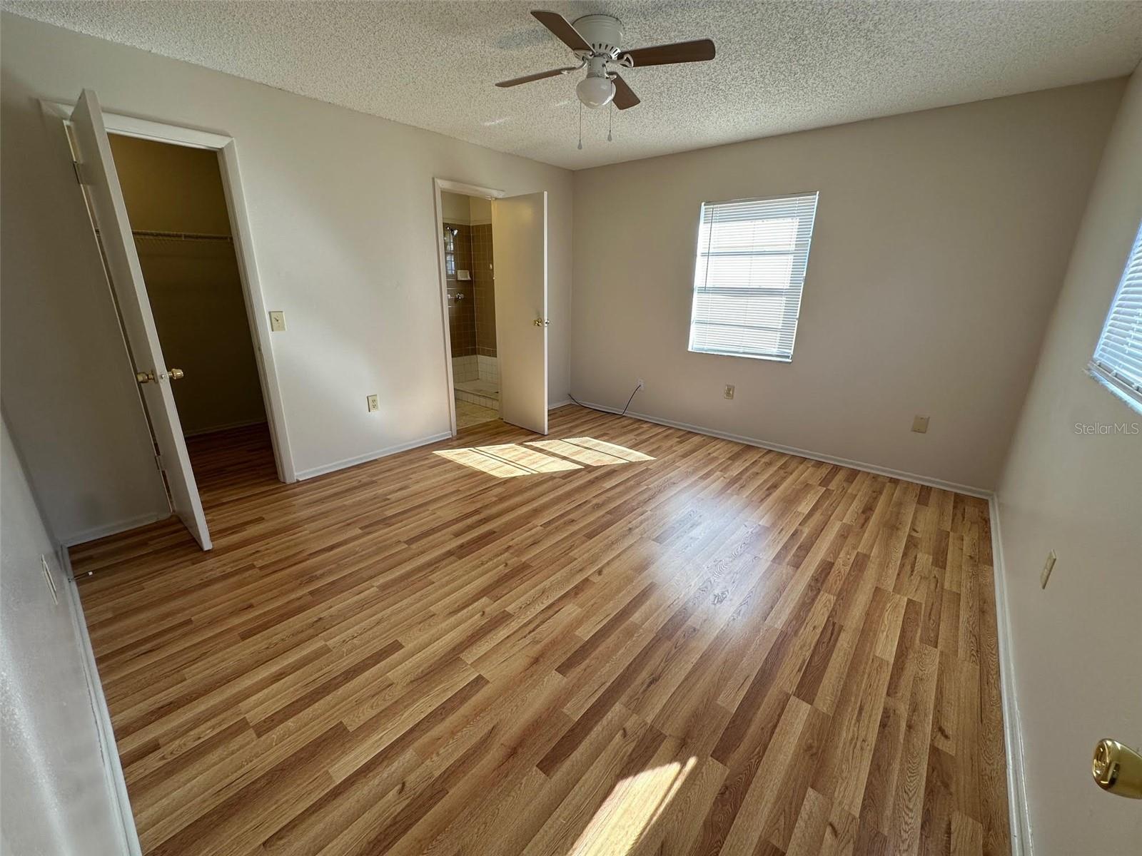 Image 12 of 37 For 5101 Elwood Road