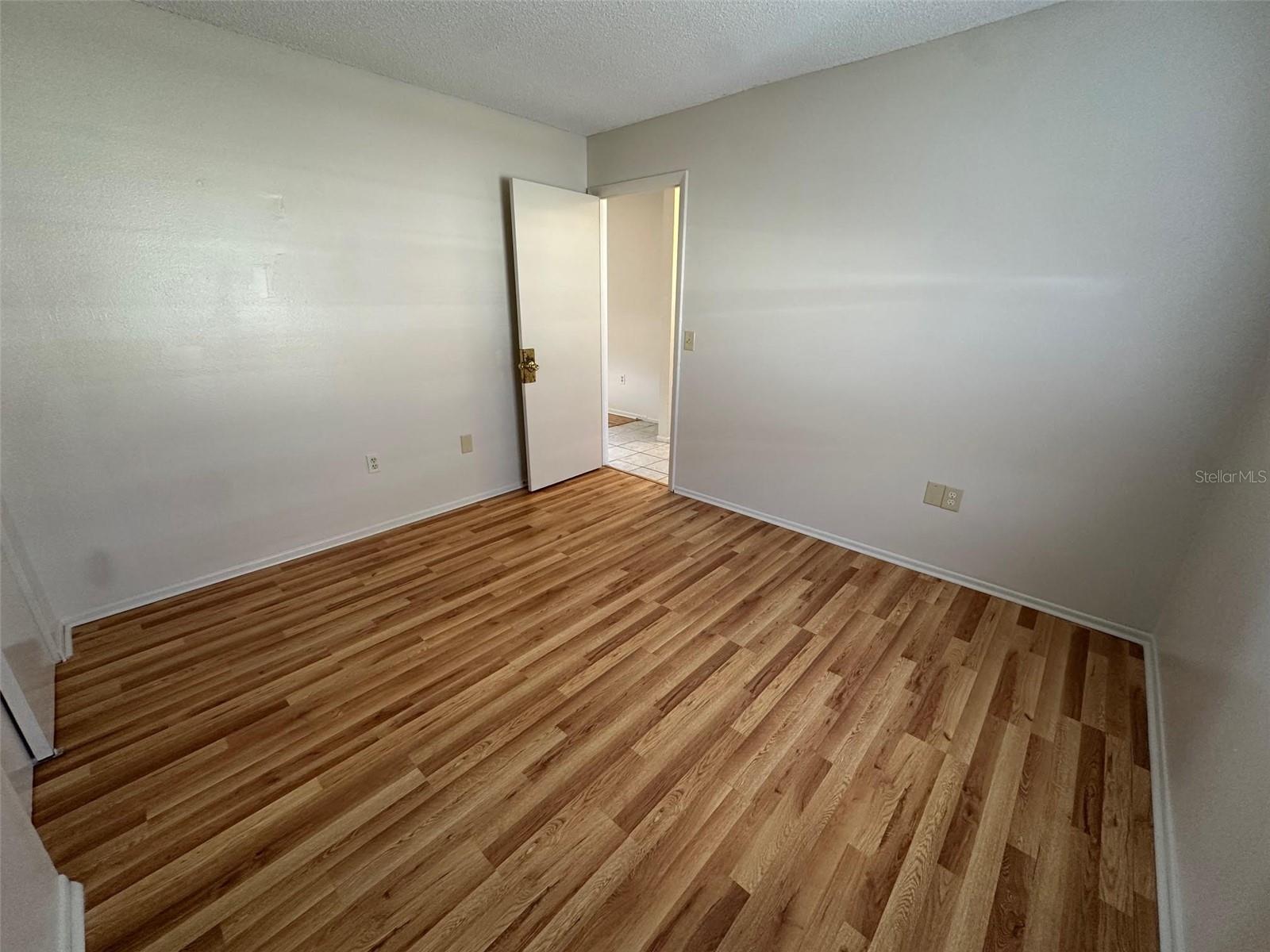 Image 23 of 37 For 5101 Elwood Road