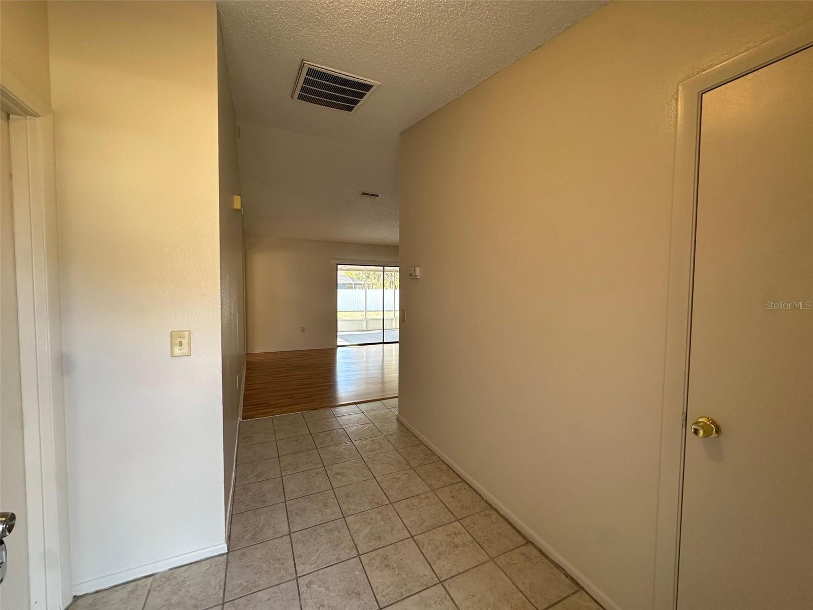 Image 26 of 37 For 5101 Elwood Road