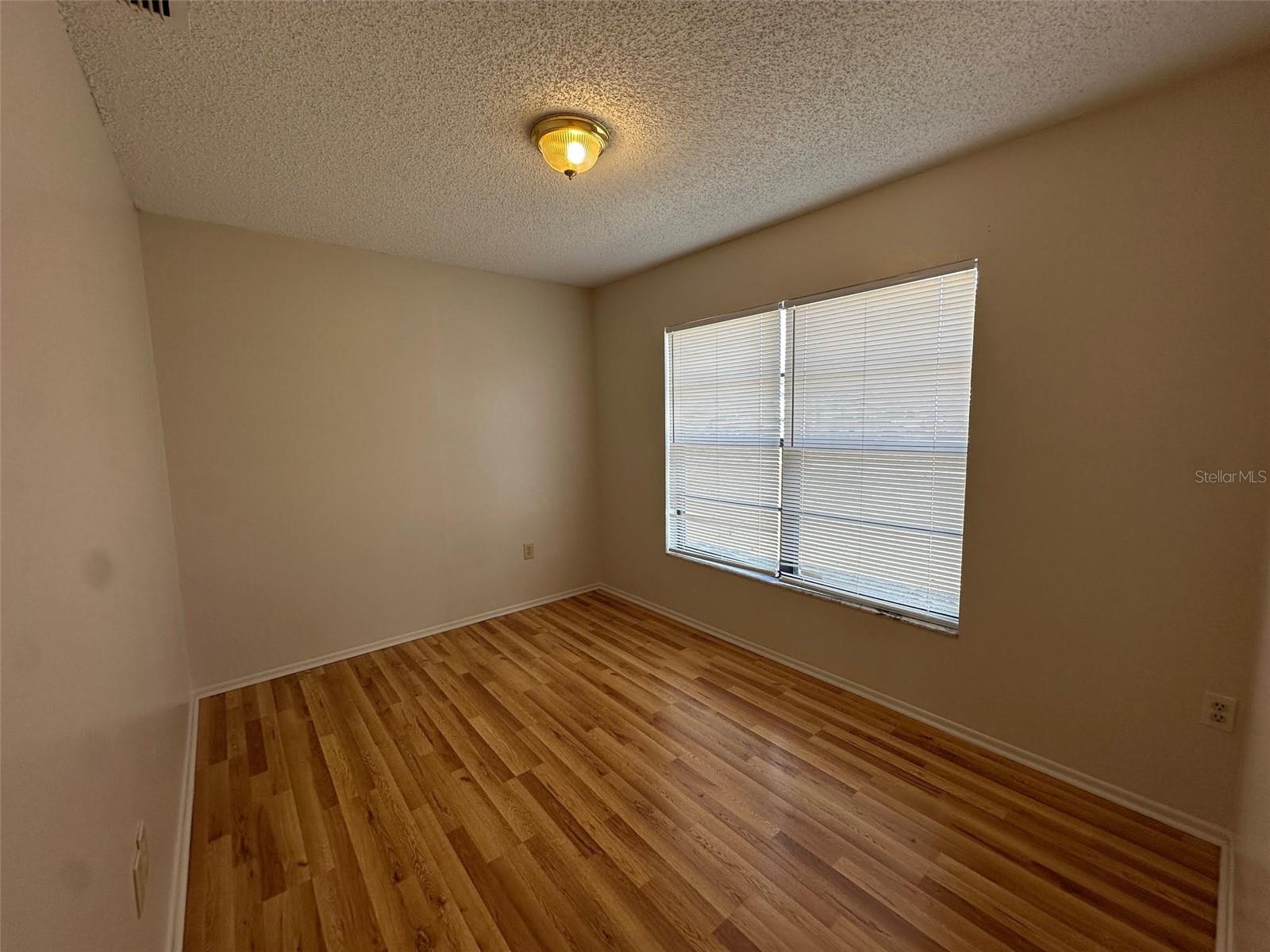 Image 8 of 37 For 5101 Elwood Road