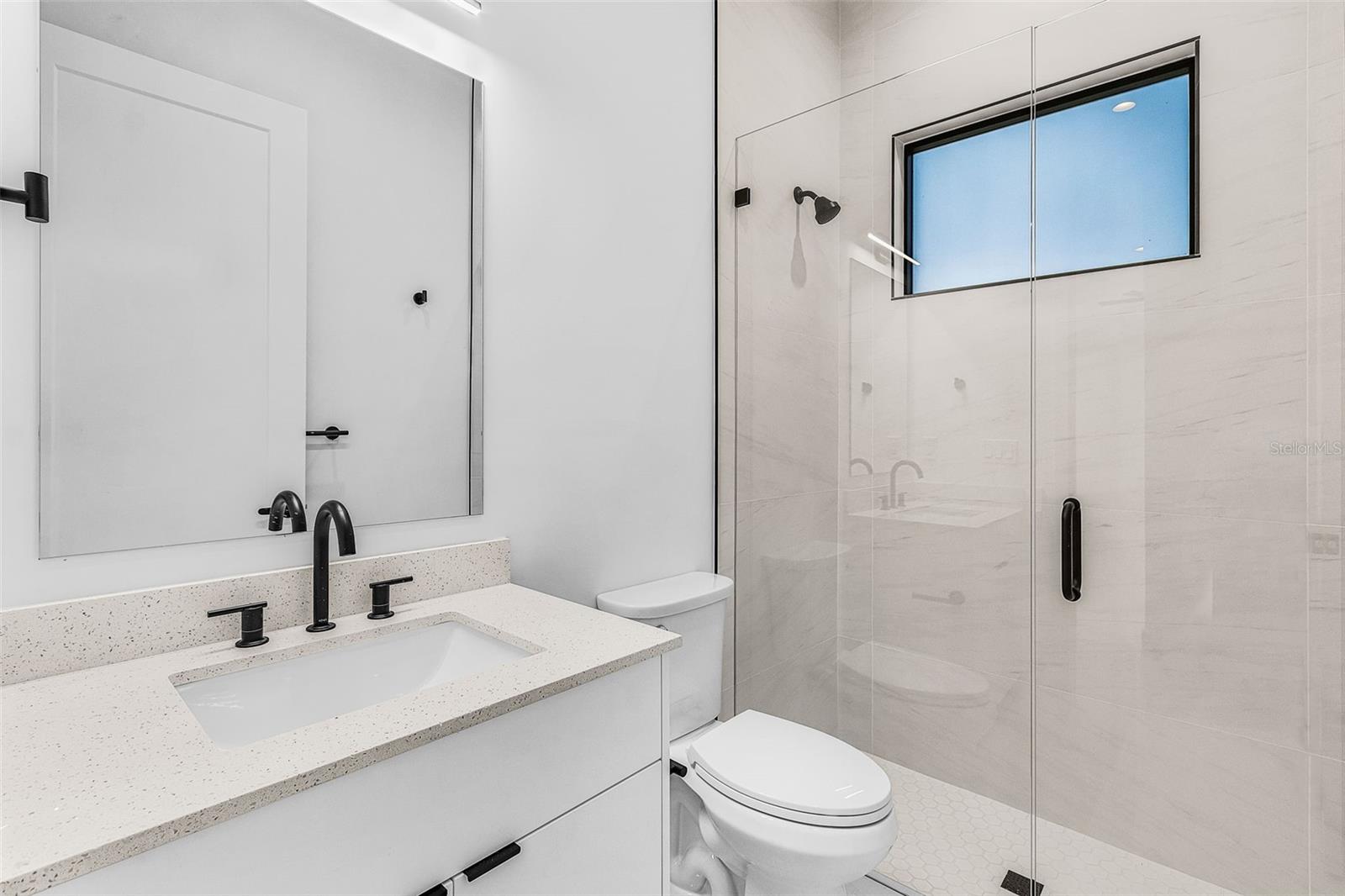 Image 19 of 32 For 12519 Canoe Trl