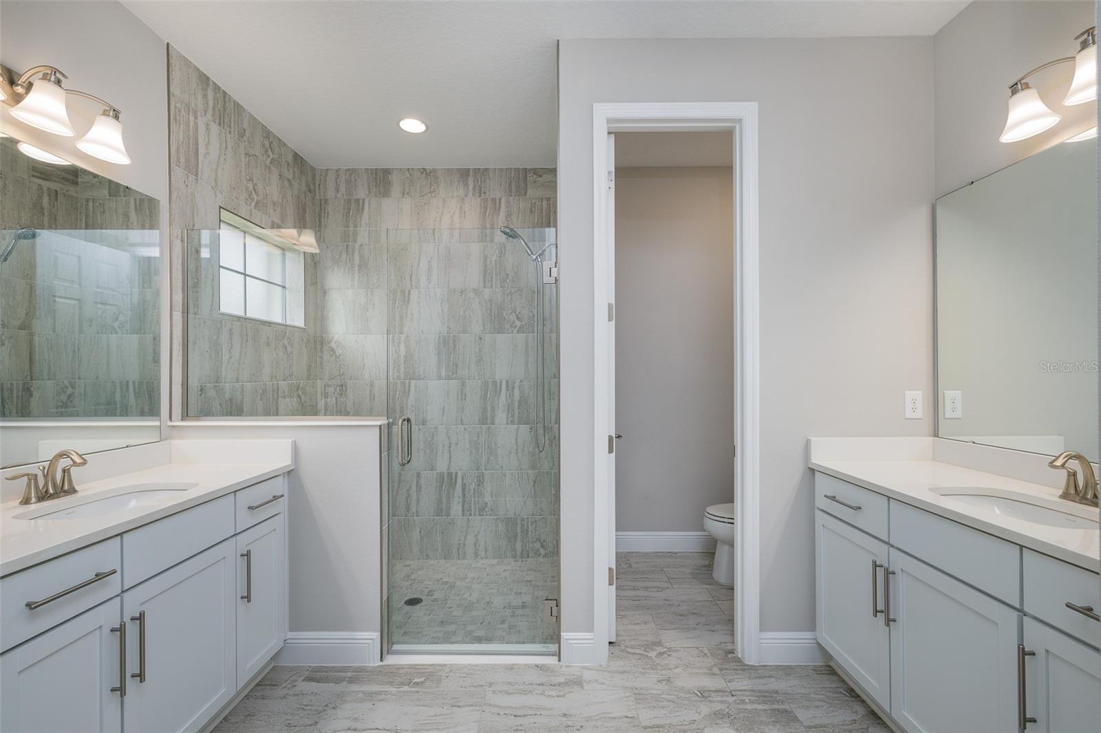 Image 34 of 53 For 13419 Heartwood Way