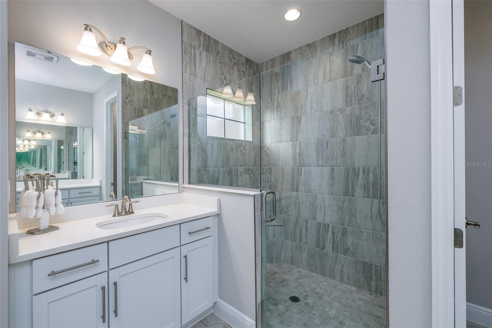 Image 36 of 53 For 13419 Heartwood Way