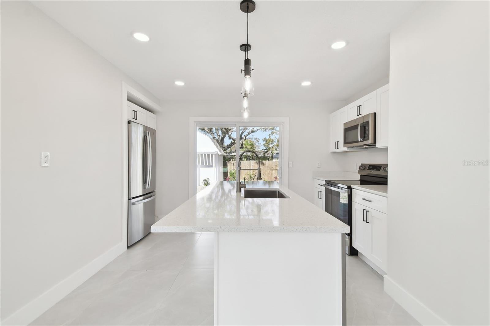 Image 11 of 60 For 4715 Wisconsin Avenue