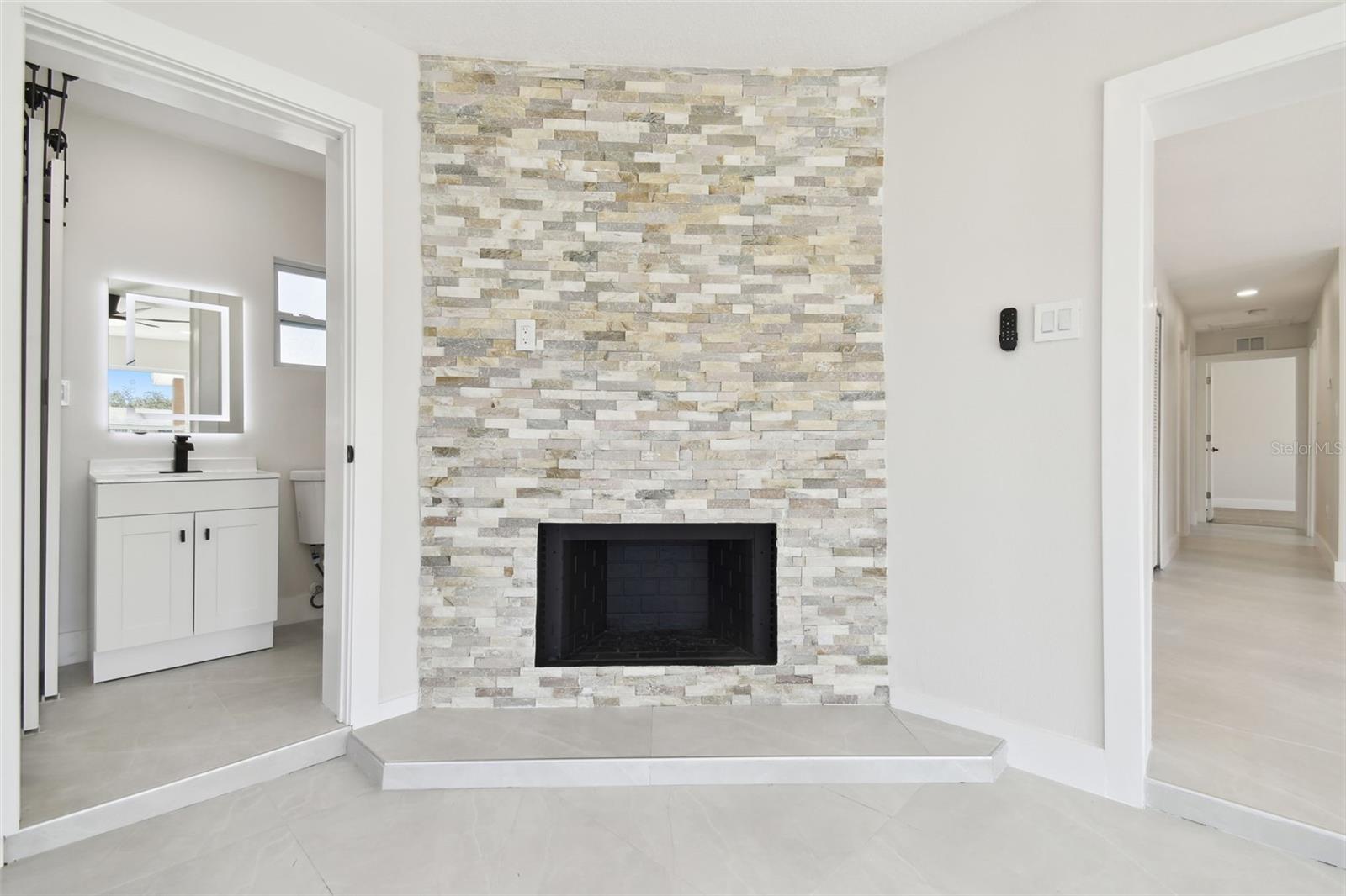 Image 19 of 60 For 4715 Wisconsin Avenue