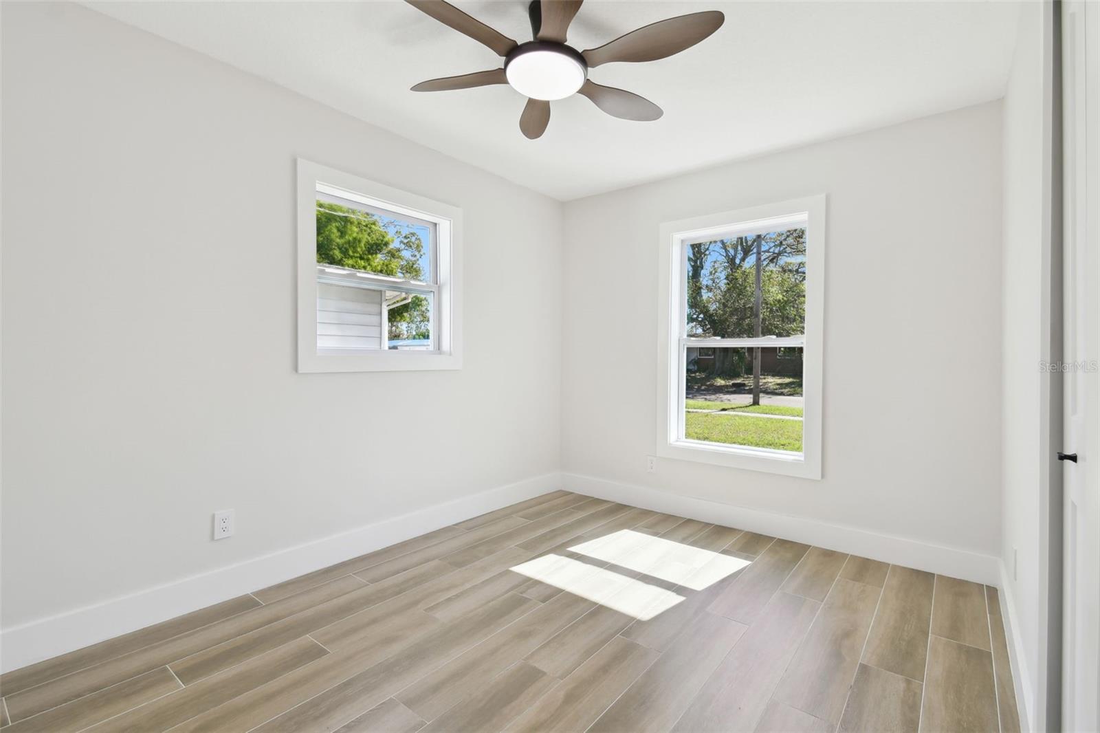 Image 28 of 60 For 4715 Wisconsin Avenue