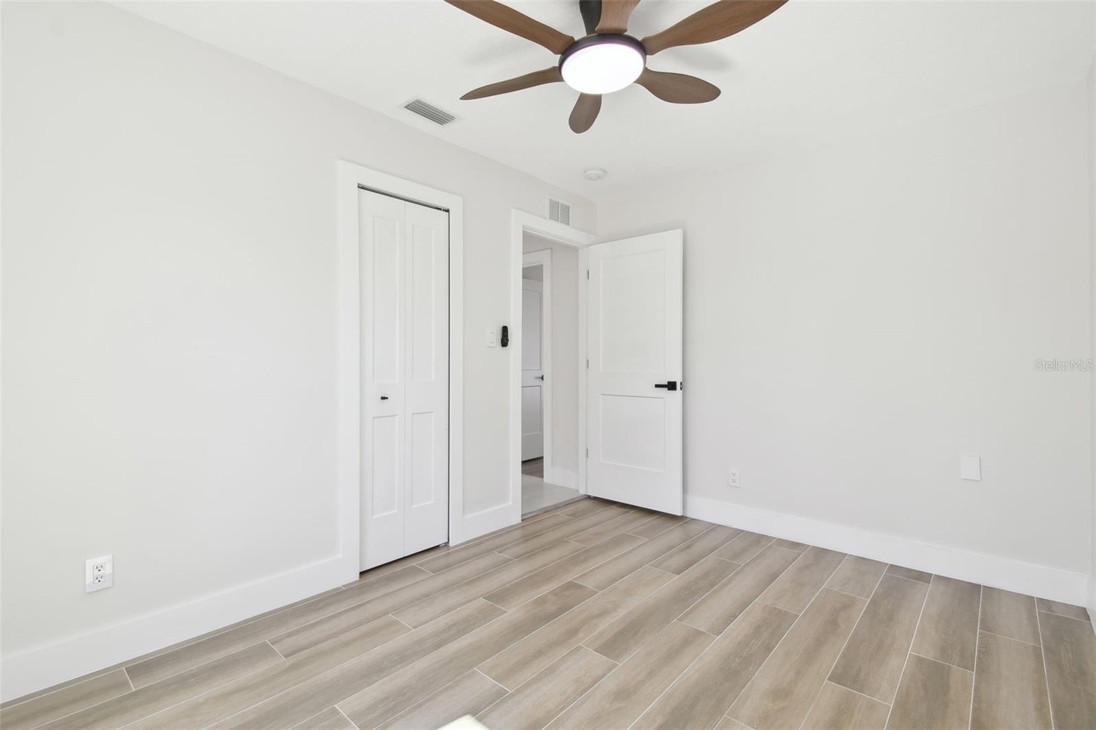 Image 29 of 60 For 4715 Wisconsin Avenue