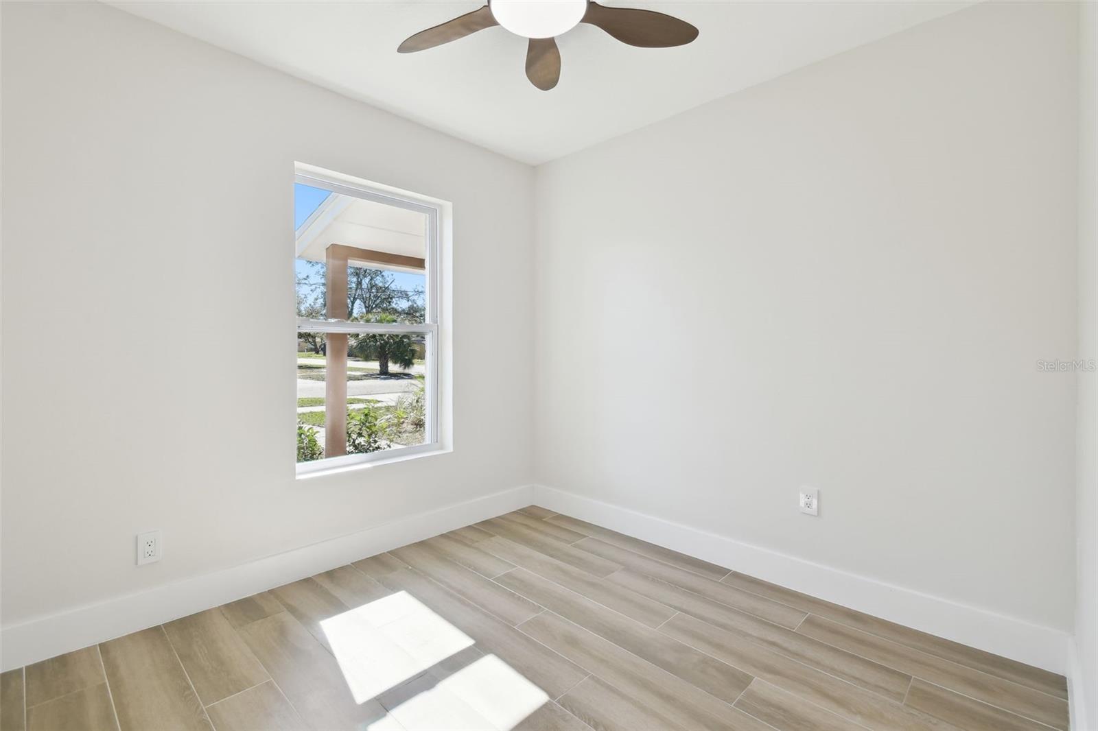 Image 32 of 60 For 4715 Wisconsin Avenue