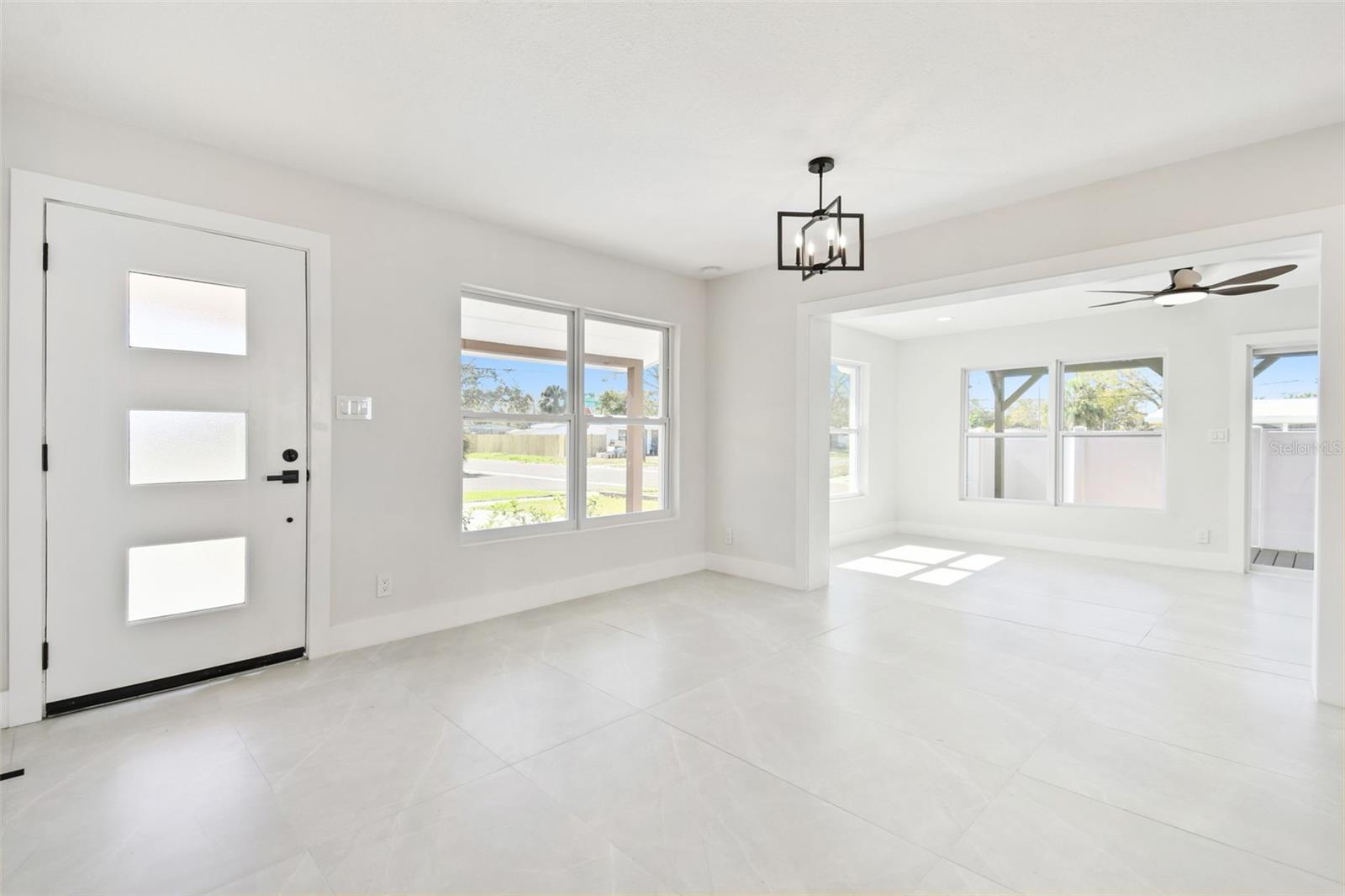 Image 7 of 60 For 4715 Wisconsin Avenue