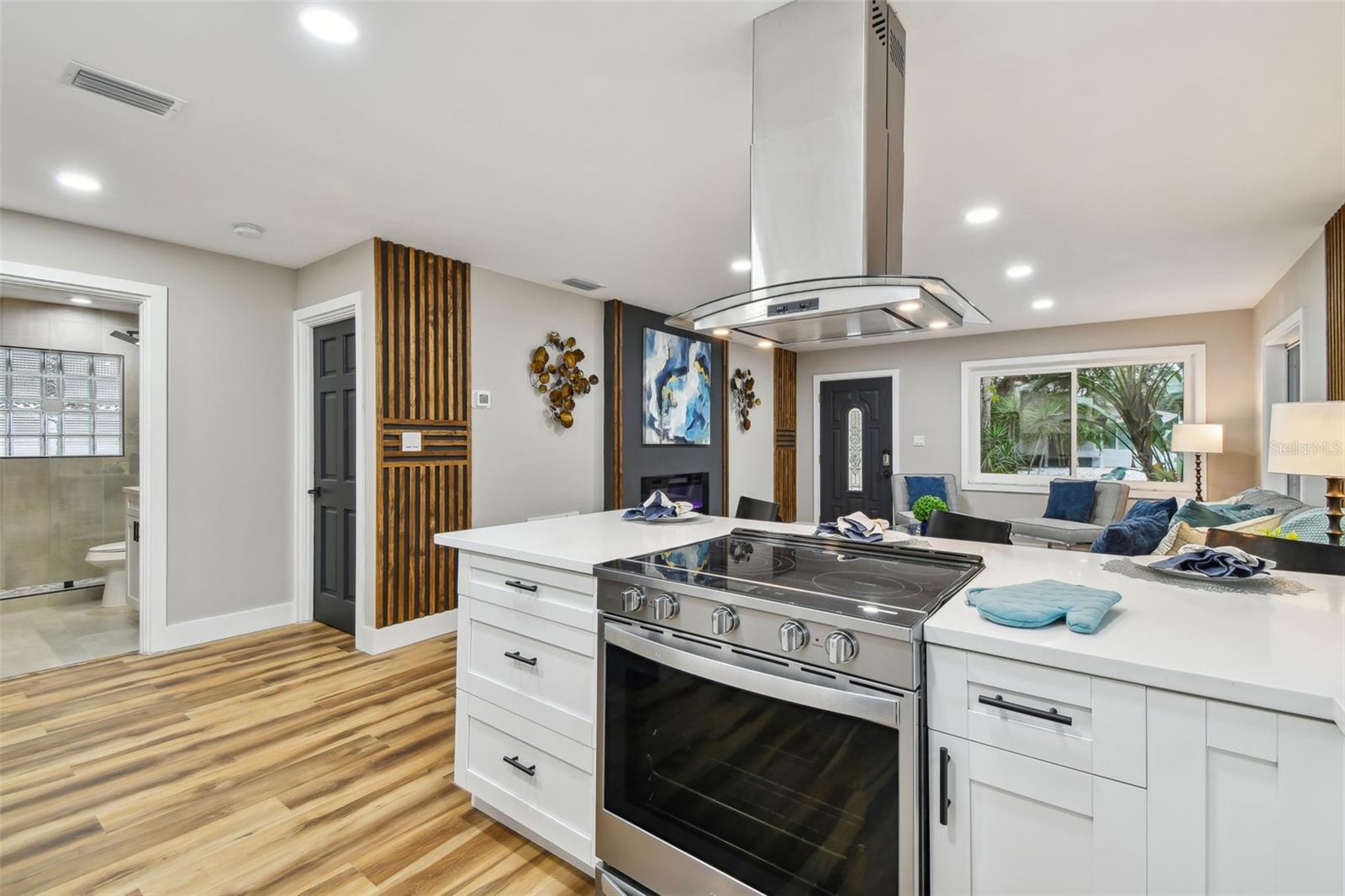 Image 19 of 51 For 2408 50th Street S