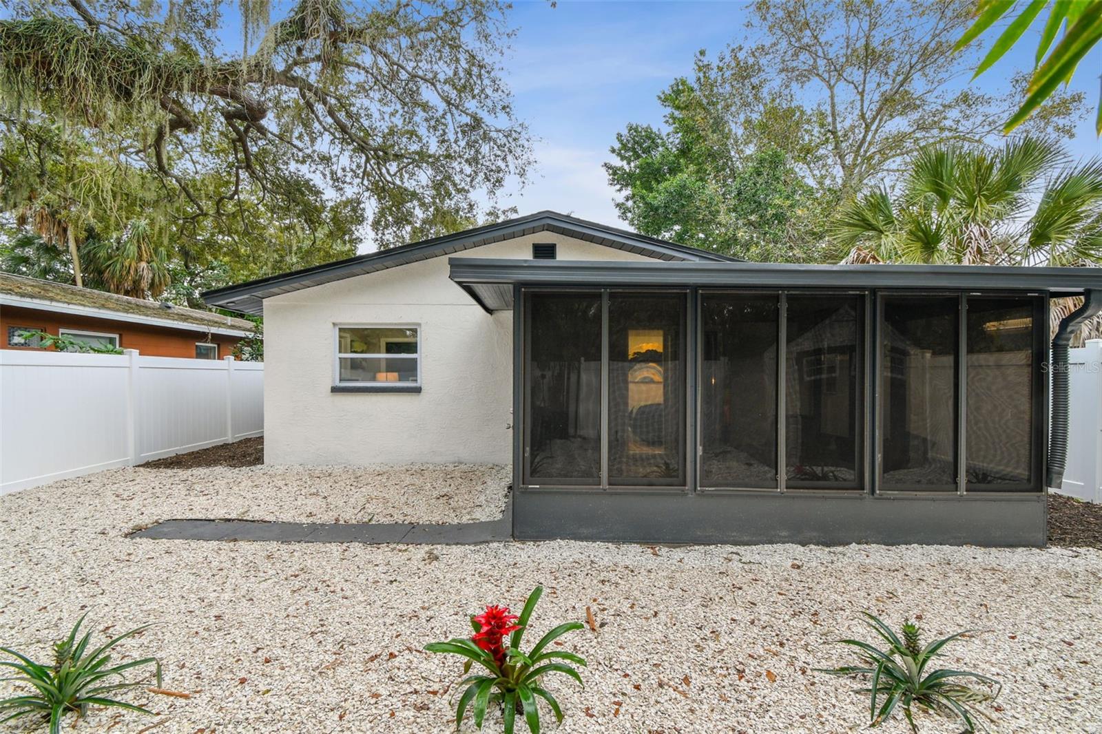 Image 39 of 51 For 2408 50th Street S