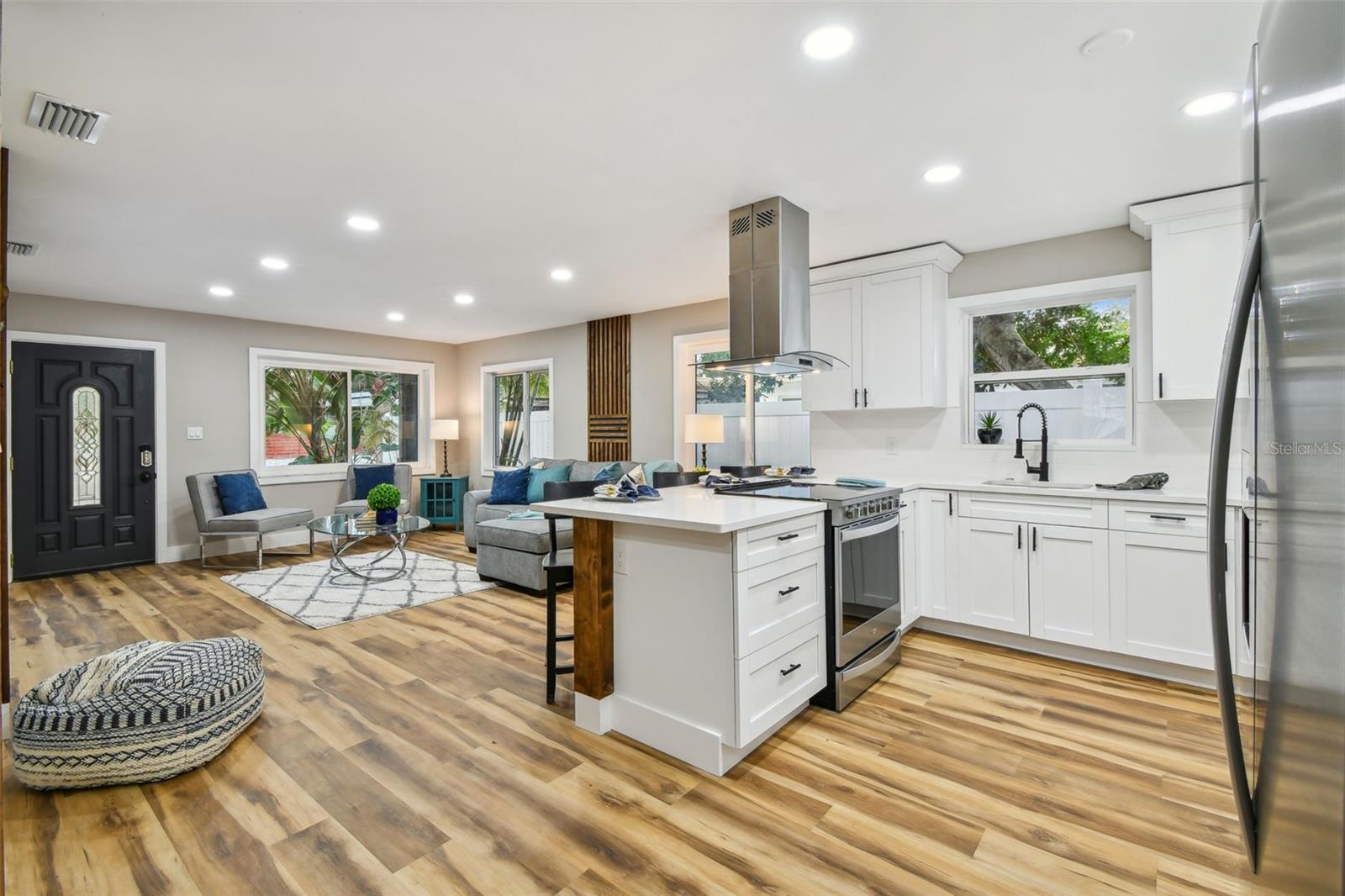 Image 22 of 51 For 2408 50th Street S