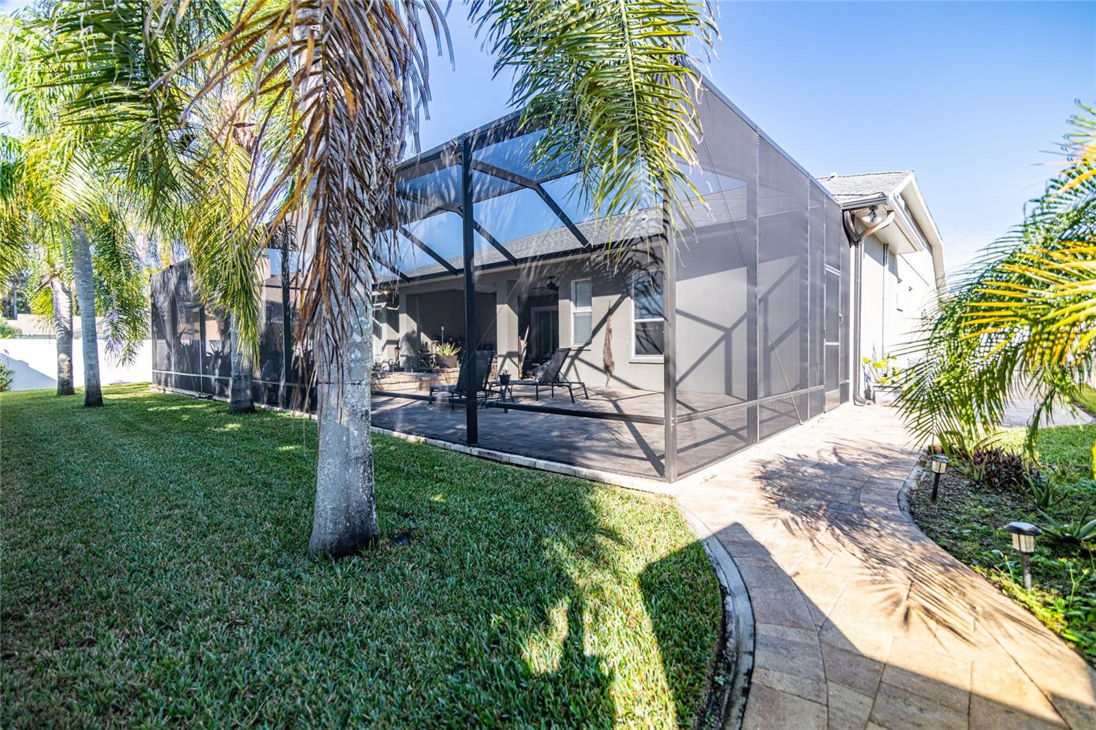 Image 5 of 31 For 21812 Carson Drive