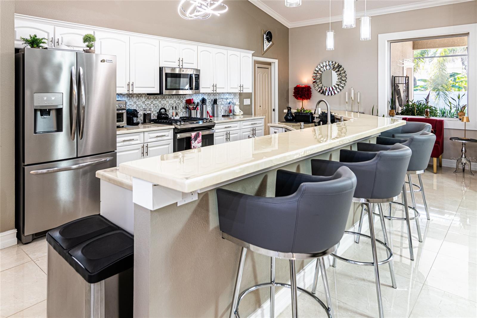 Image 9 of 31 For 21812 Carson Drive