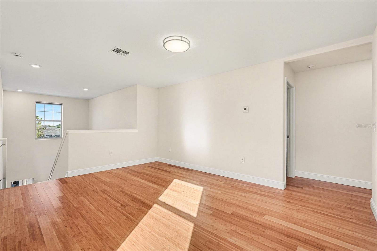 Image 15 of 66 For 15628 Spice Key Street