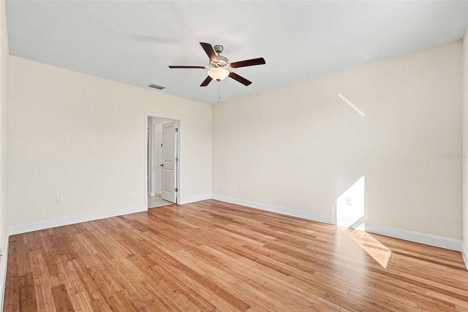 Image 30 of 66 For 15628 Spice Key Street